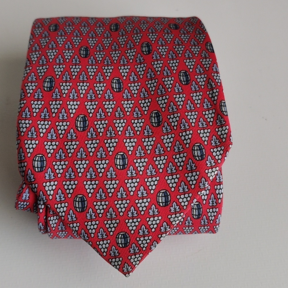 HERMÈS SILK TIE